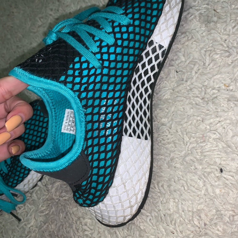 Adidas deerupt tennis shoes- teal black and white